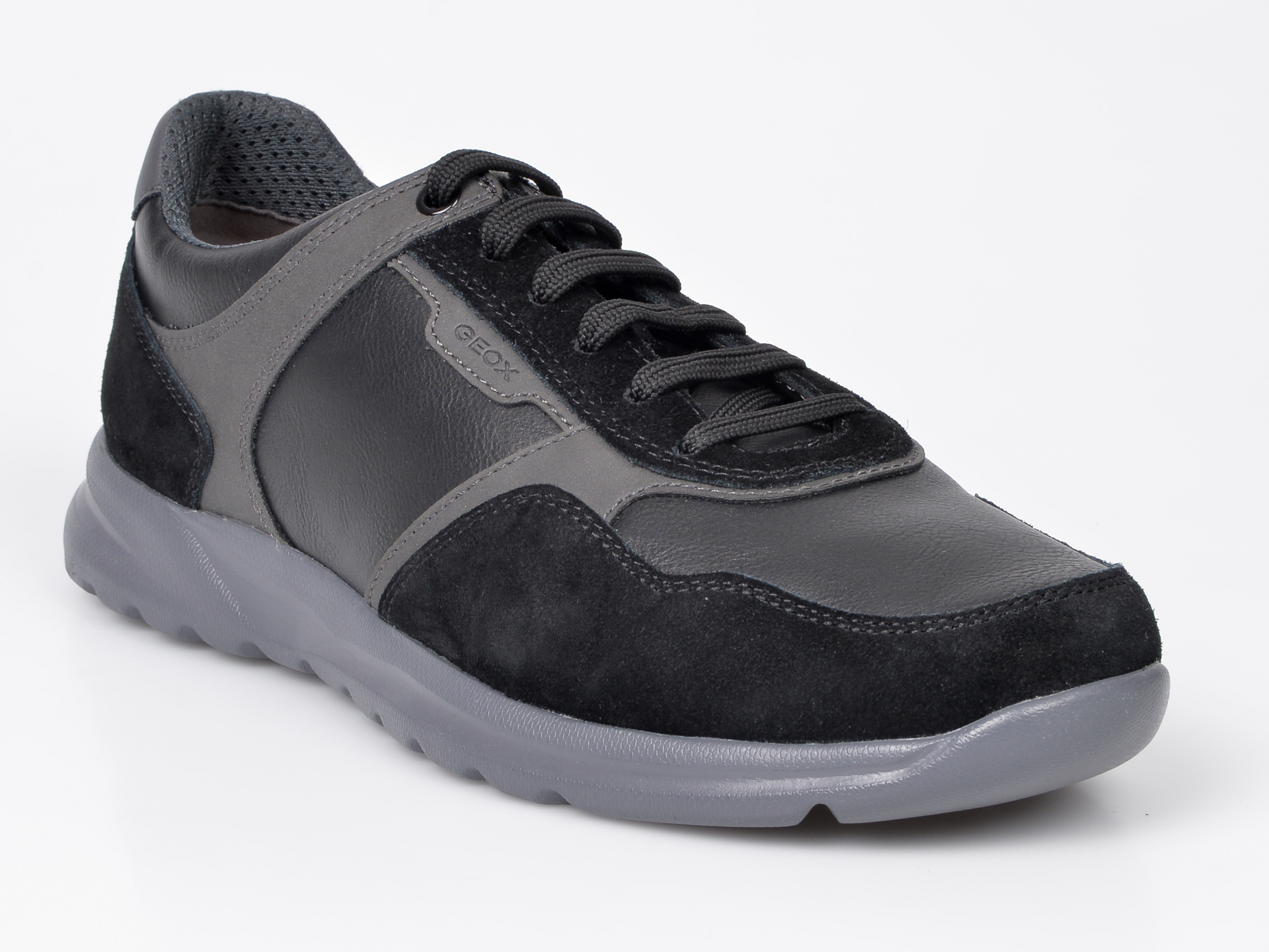 Pantofi sport GEOX negri, U940HA, din material textil si piele naturala