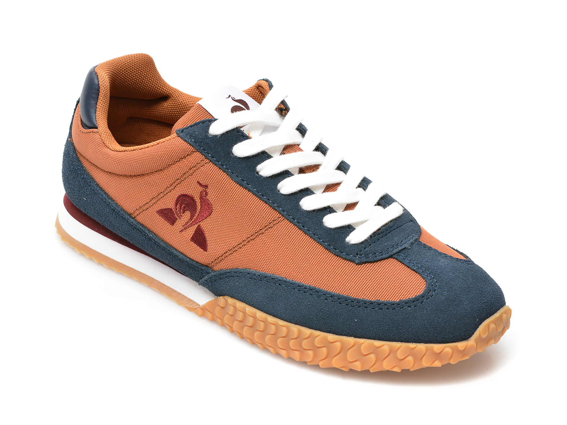Pantofi sport LE COQ SPORTIF maro, 2210344, din material textil si piele intoarsa 2023 ❤️ Pret Super tezyo.ro imagine noua 2022